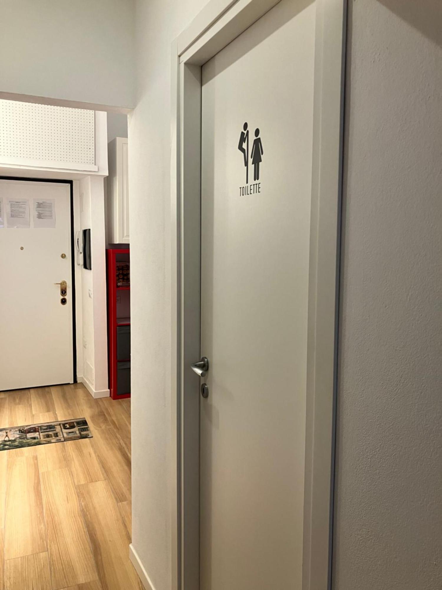 Guest House Sansiro Fiera Милано Екстериор снимка